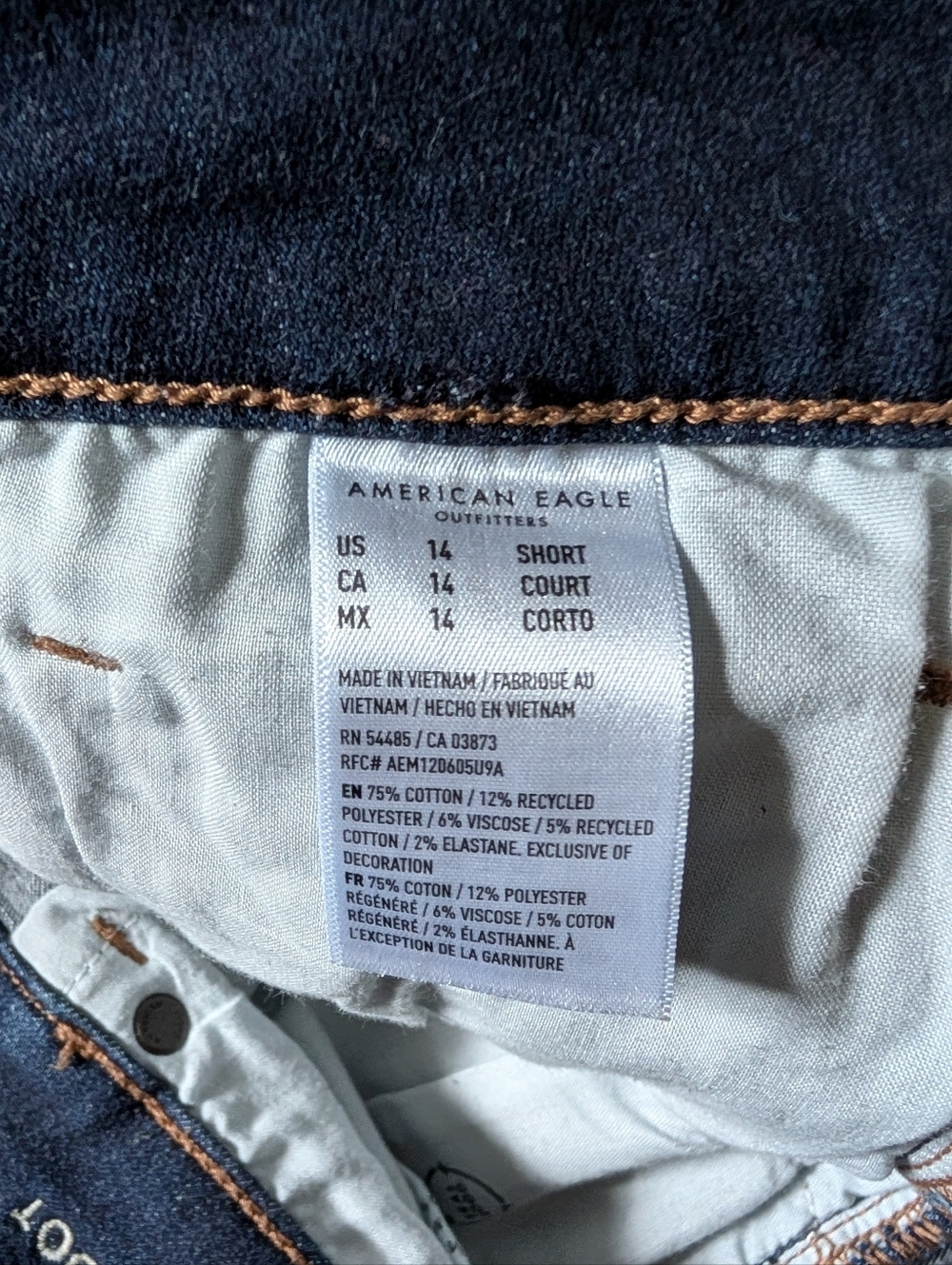 AE Kick Boot Jeans - Picture 2 of 5